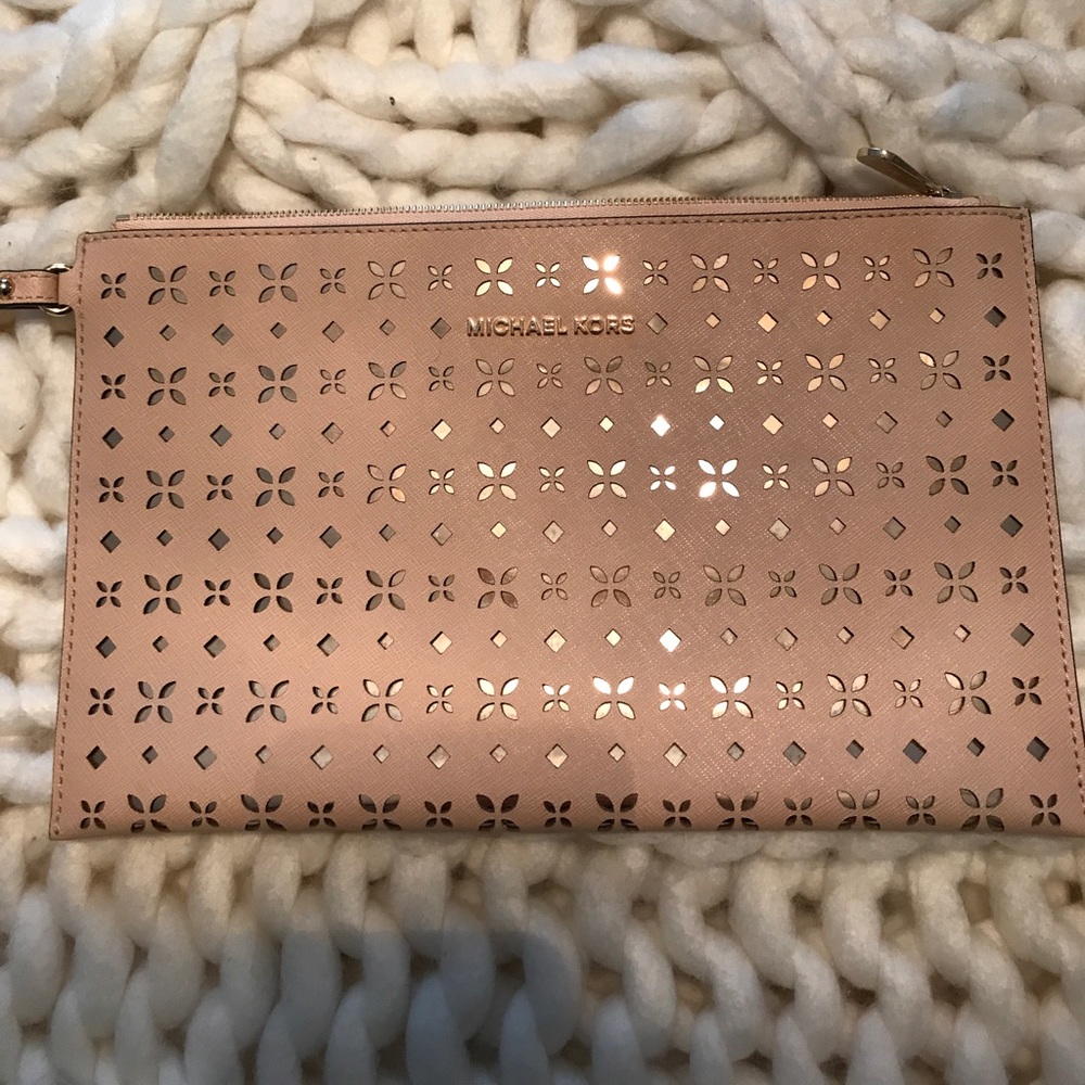 Michael Kors XL wristlet/ clutch
